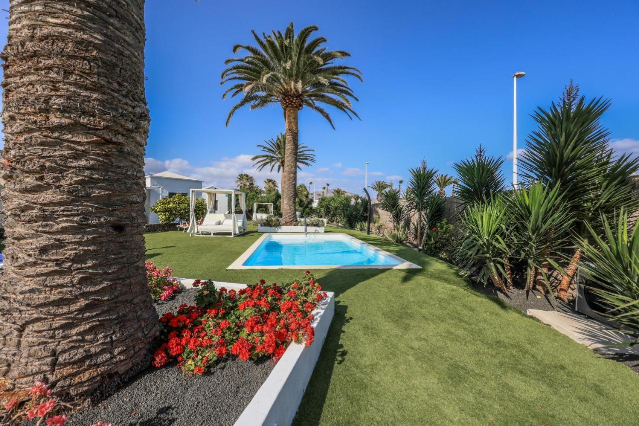 Villas New Lanzasuites ปลายาบลังกา ภายนอก รูปภาพ
